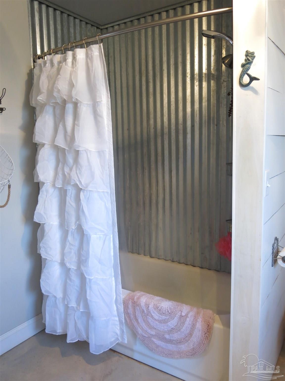 2323 Handy Road Cantonment, FL 32533 - Photo 23 of 45 Gallery Image 23