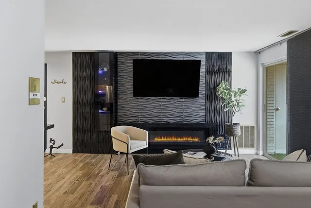 $449,900 | 300 Park Terrace Drive, Unit 354, Stoneham, MA 02180