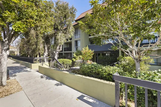 $699,000 | 3825 Centre Street, Unit 19, San Diego, CA 92103