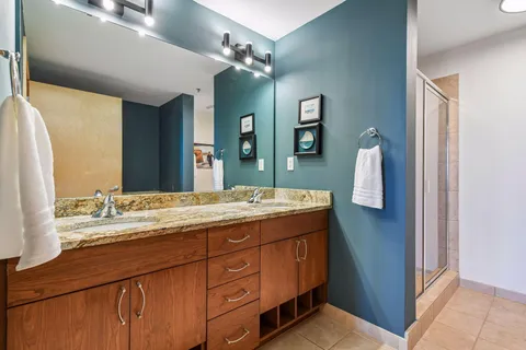 $1,100,000 | 215 10th Avenue South, Unit 708, Minneapolis, MN 55415