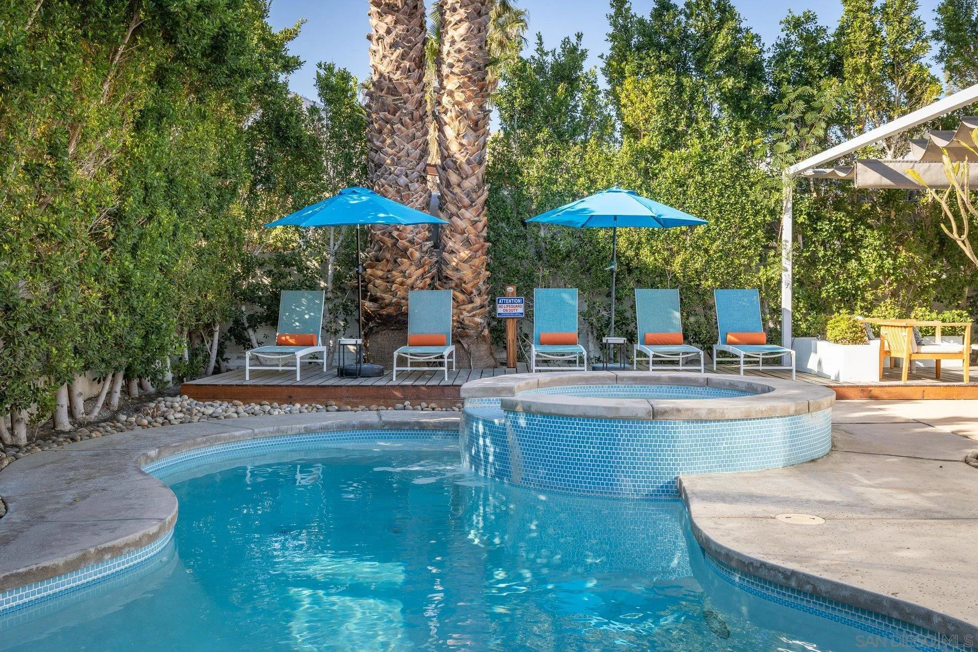 133 West San Carlos Road Palm Springs, CA 92262 - Photo 8 of 37 Gallery Image 8
