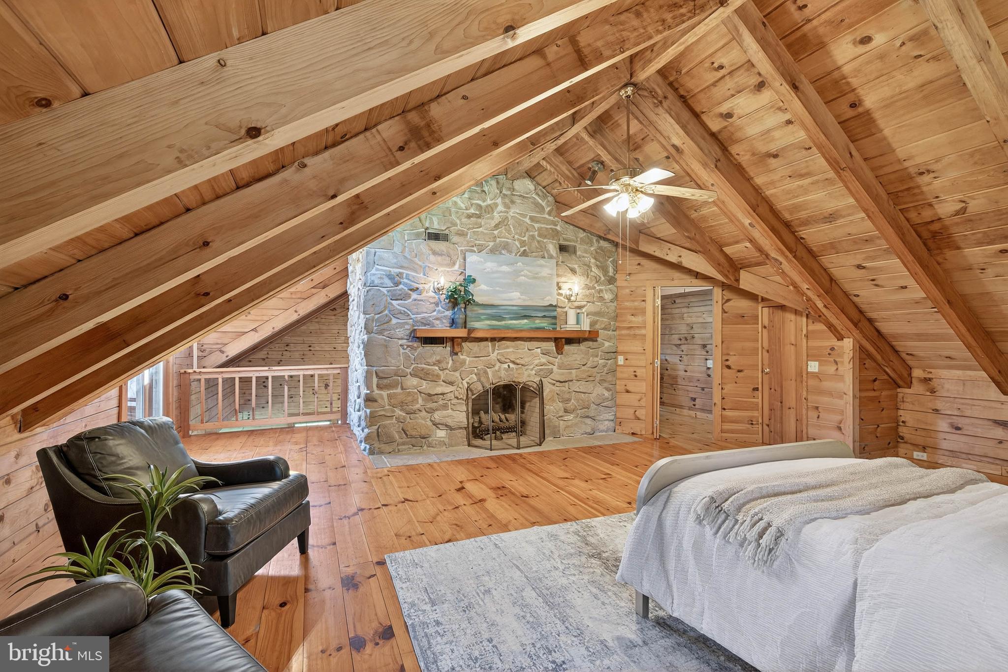 140 Arcadia Trace Peach Bottom, PA 17563 - Photo 36 of 63 Upper level - Primary bedroom