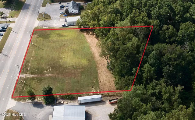 $525,000 | 2668 Forest Hills Road Southwest, Wilson, NC 27893