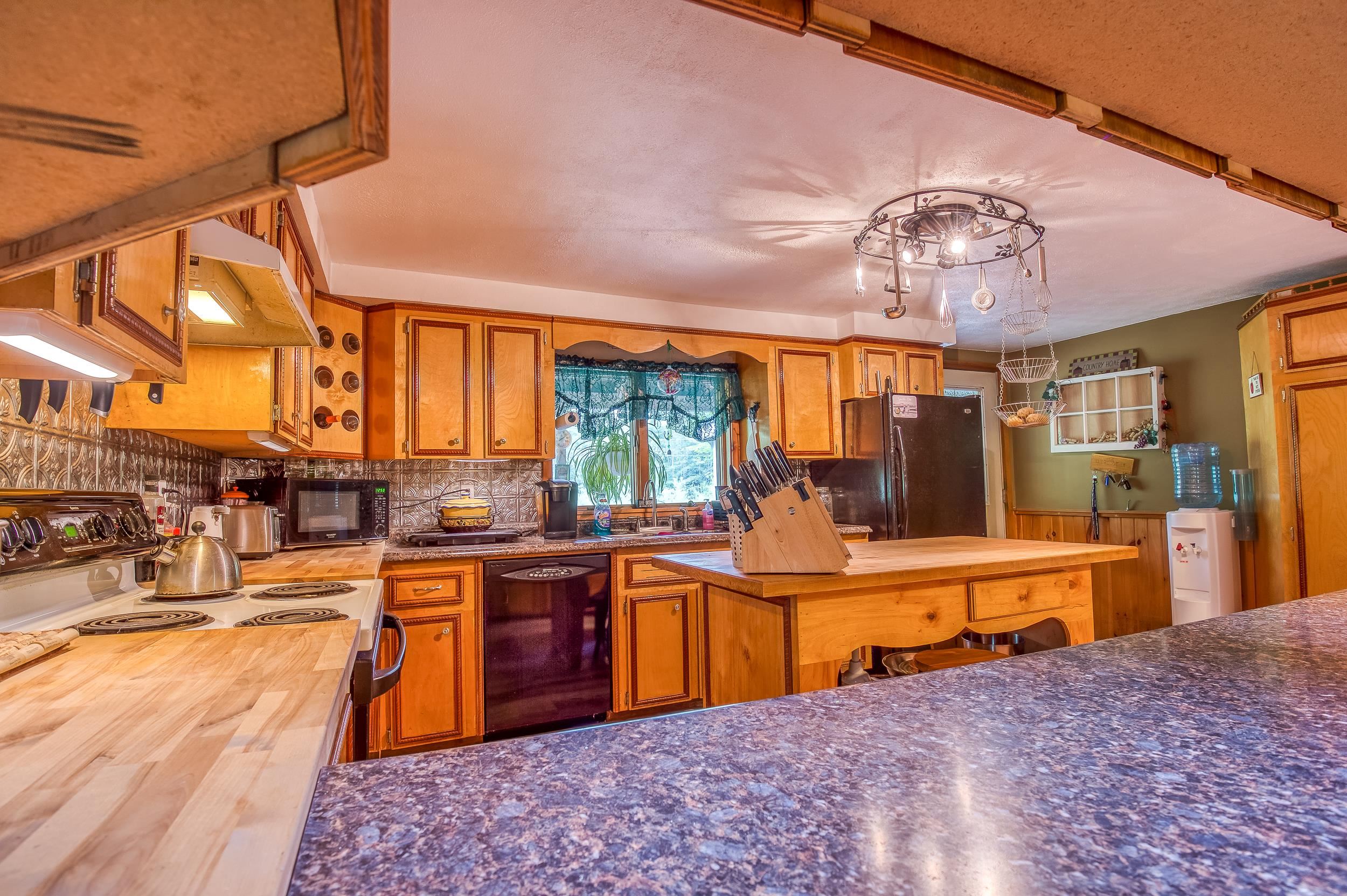 192 Dorrs Corner Road Ossipee, NH 03864 - Photo 4 of 40