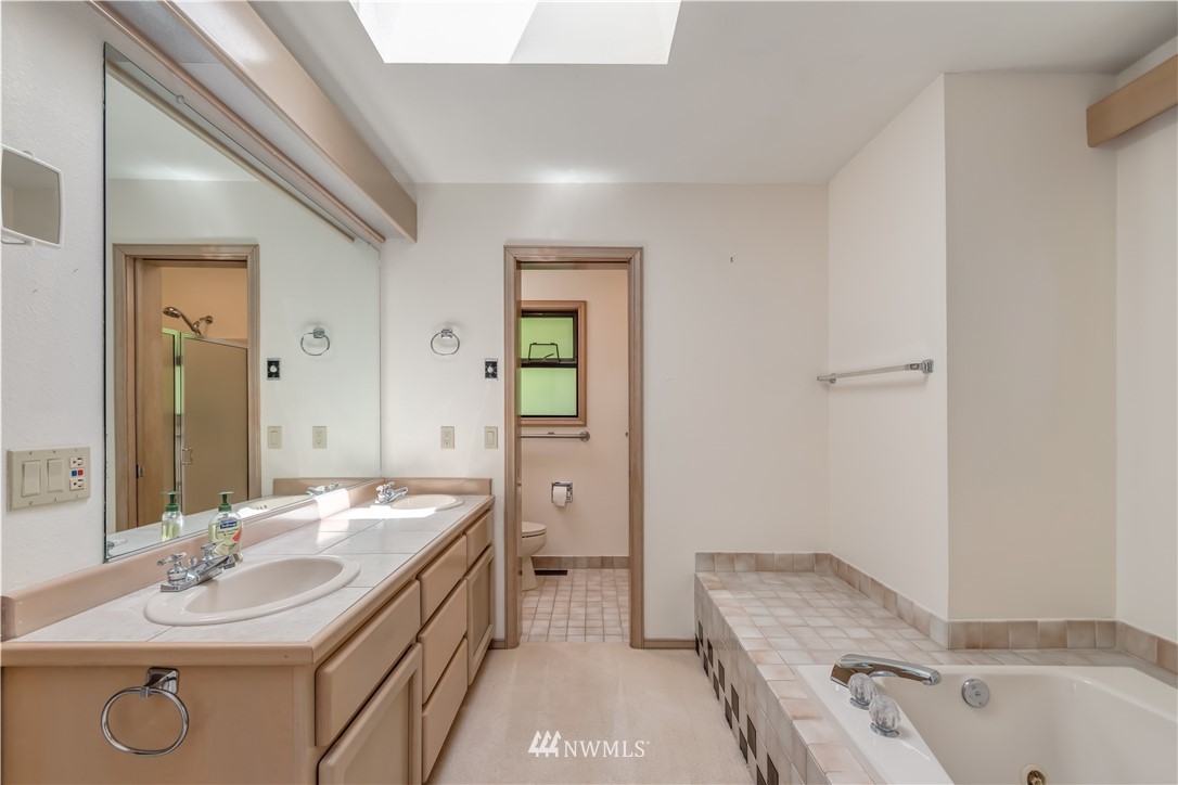 43 Strawberry Point Road Bellingham, WA 98229 - Photo 19 of 24 Gallery Image 19