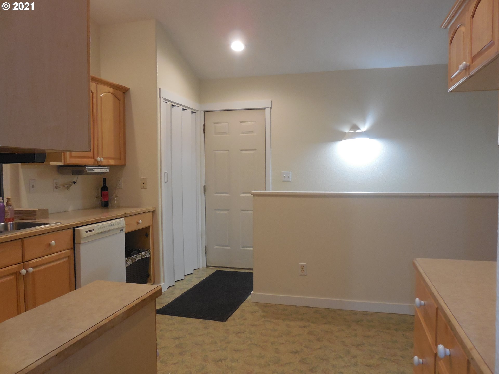 334 Rutherford Lane Castle Rock, WA 98611 - Photo 7 of 31 Gallery Image 7