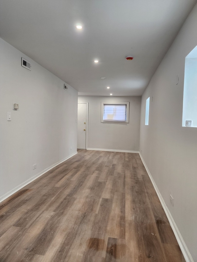 8900 South Normal Avenue Chicago, IL 60620 - Photo 25 of 30