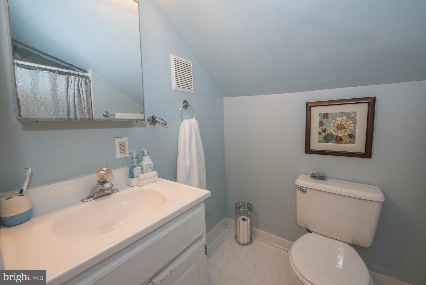 36 East Clearfield Road Havertown, PA 19083 - Photo 27 of 35 Gallery Image 27