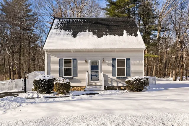 $559,900 | 130 Crystal Street, Haverhill, MA 01832