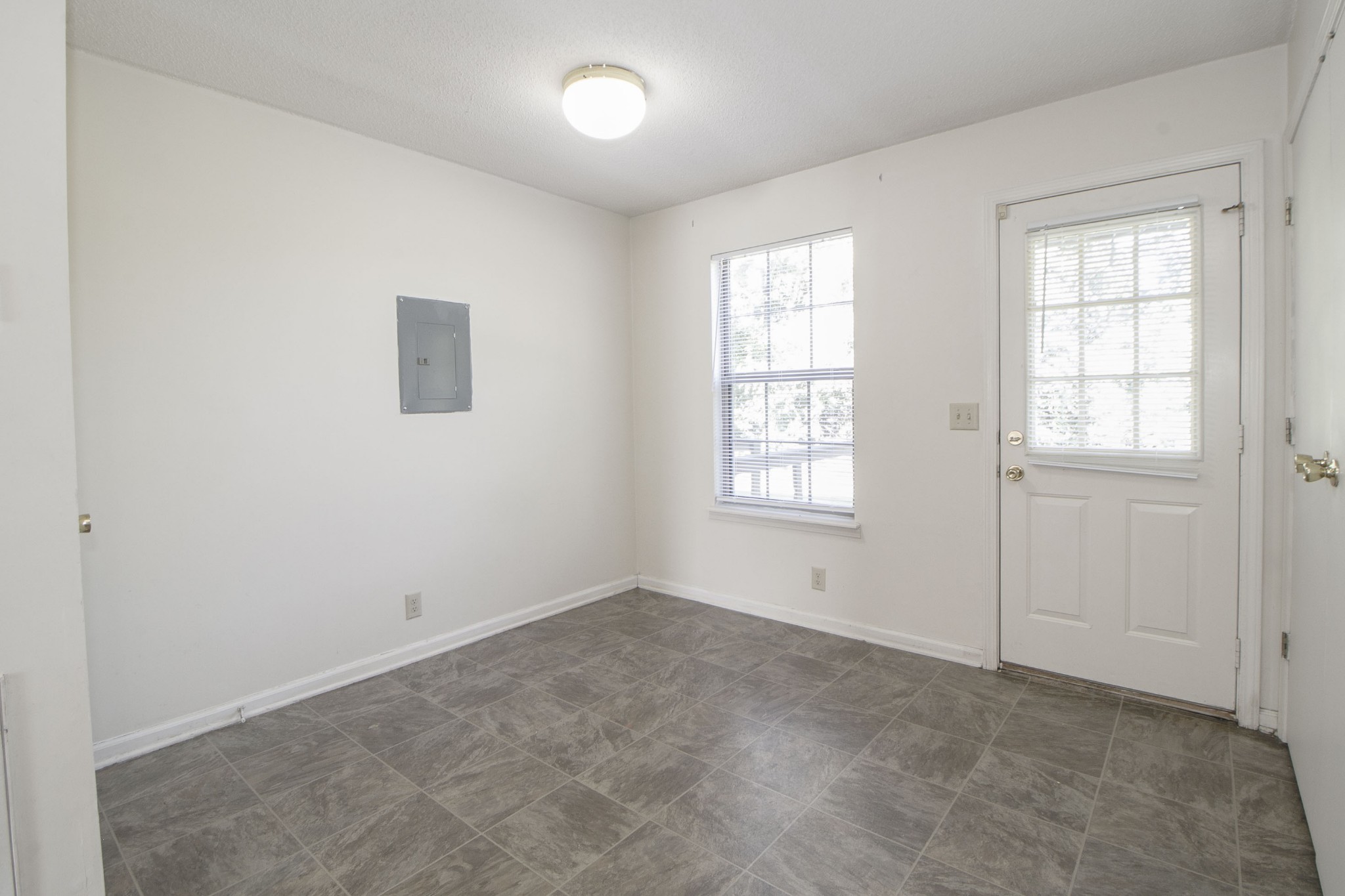 117 Hickory Trace Road, Unit 3 Clarksville, TN 37040 - Photo 11 of 23