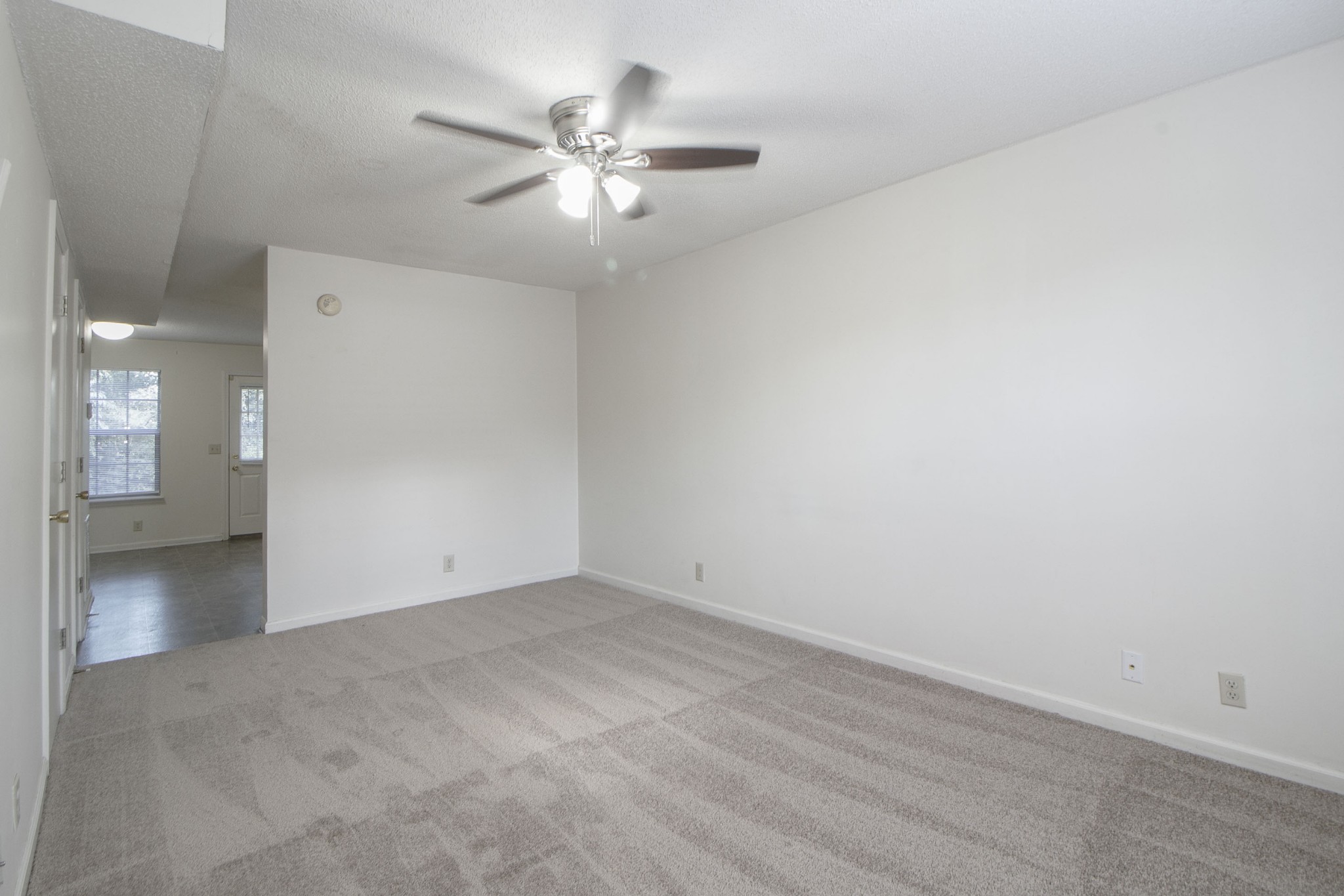 117 Hickory Trace Road, Unit 3 Clarksville, TN 37040 - Photo 3 of 23
