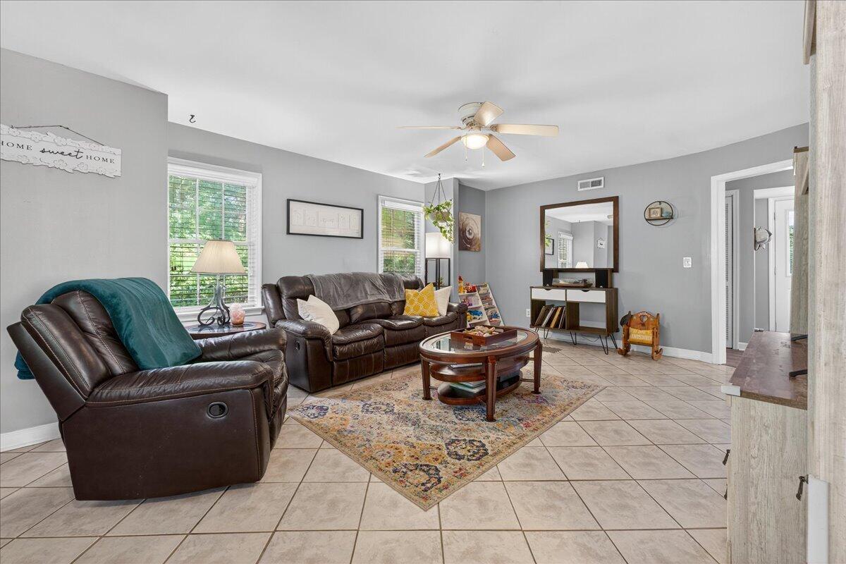 2194 Becky Road Charleston, SC 29414 - Photo 10 of 26 7. 06-DSC00162