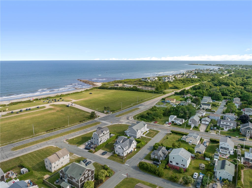 46 St James Road Narragansett, RI 02882 - Photo 2 of 25