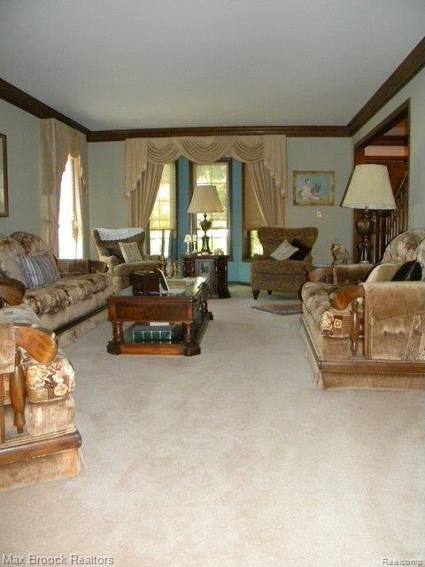 1758 Edinborough Drive Rochester, MI 48306 - Photo 5 of 19 Formal Living Room