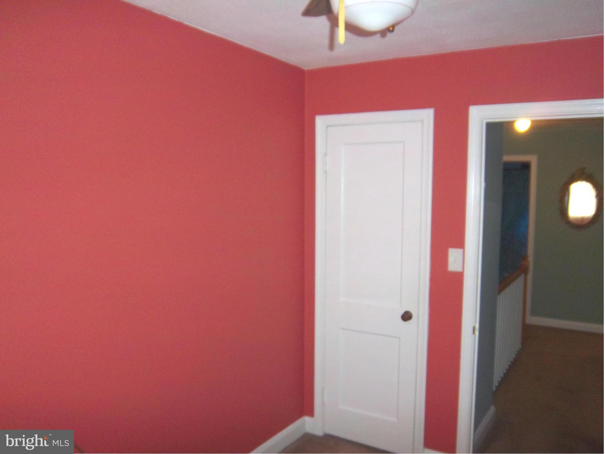 321 Pinewood Road Baltimore, MD 21222 - Photo 14 of 18 Interior (General)