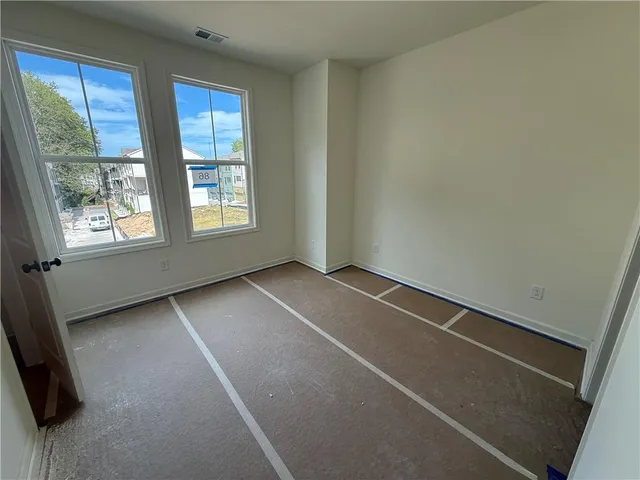 $299,900 | 1391 Breezy Circle Southeast, Unit 86, Atlanta, GA 30315