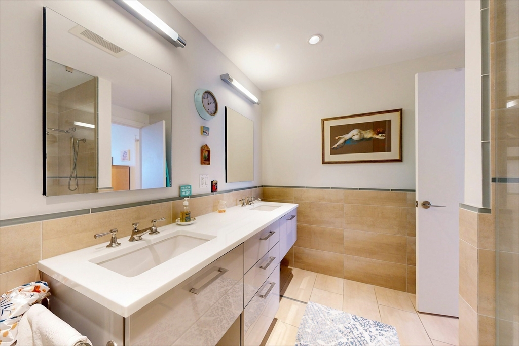 45 Province Street, Unit 2304 Boston, MA 02108 - Photo 18 of 37