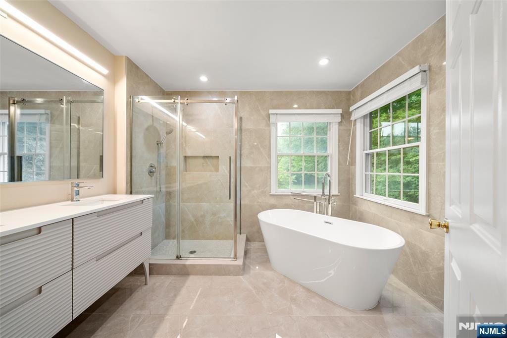7 Woods Edge Road Old Tappan, NJ 07675 - Photo 16 of 32