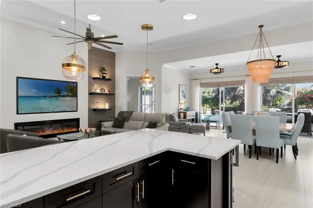 $1,100,000 | 7911 Portofino Court, Naples, FL 34114