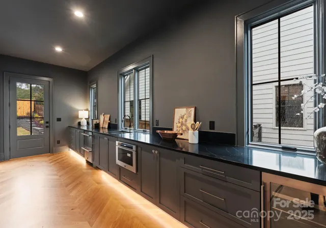 $3,095,000 | 1020 Habersham Drive, Charlotte, NC 28209