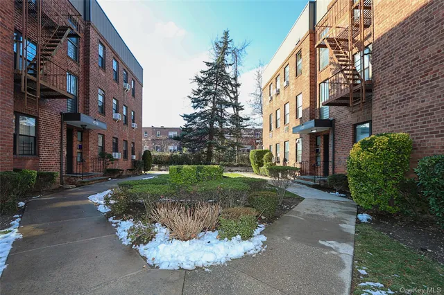 $258,000 | 47-22 215th Place, Unit 2C | Bayside
