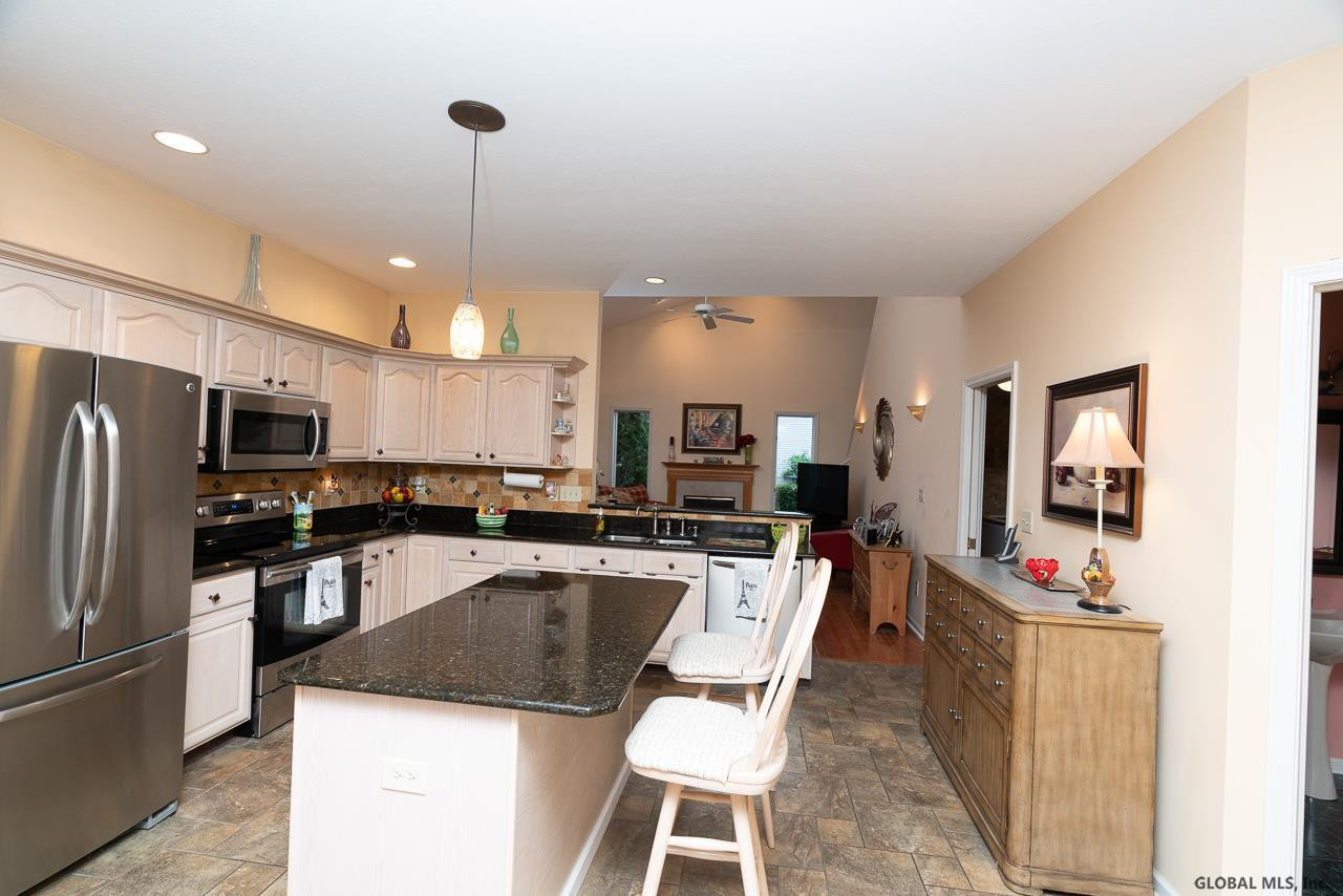 21 Nadeau Road Halfmoon, NY 12065 - Photo 27 of 32 Photo 28