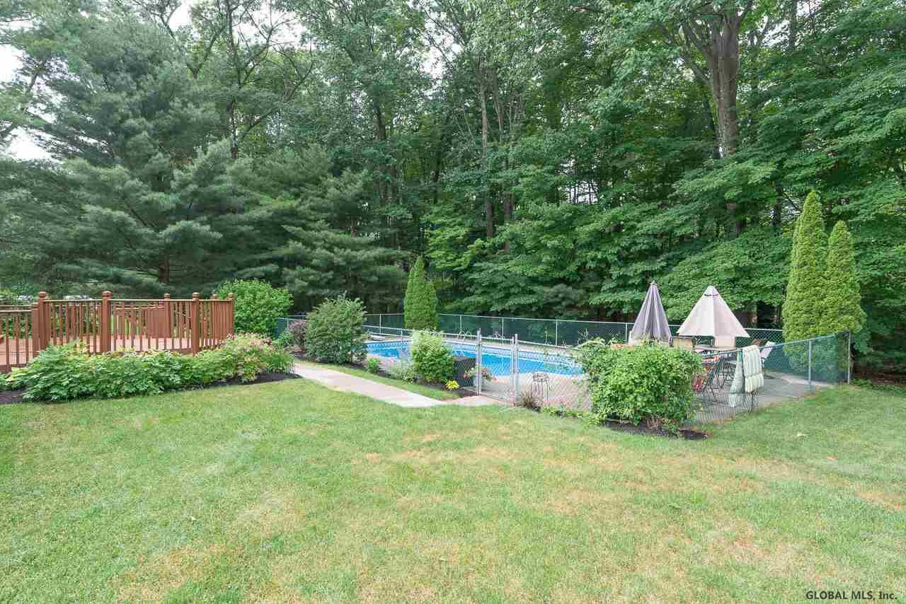 21 Nadeau Road Halfmoon, NY 12065 - Photo 3 of 32 Photo 3