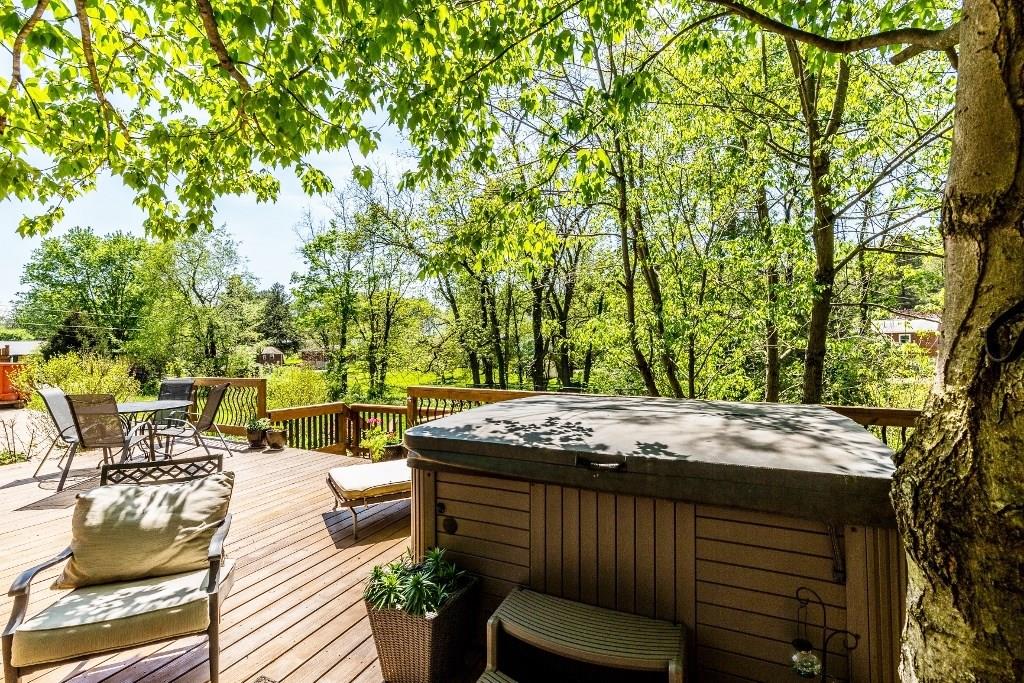 422 Thompsonville Road McMurray, PA 15317 - Photo 20 of 25 Additional deck finished below perfect for adding a above ground swimming pool beneath it.