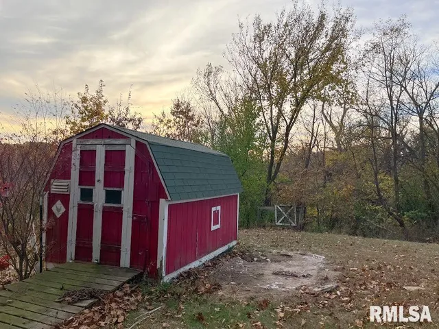 $290,000 | 9303 North Old Miller Lane, Cuba, IL 61427