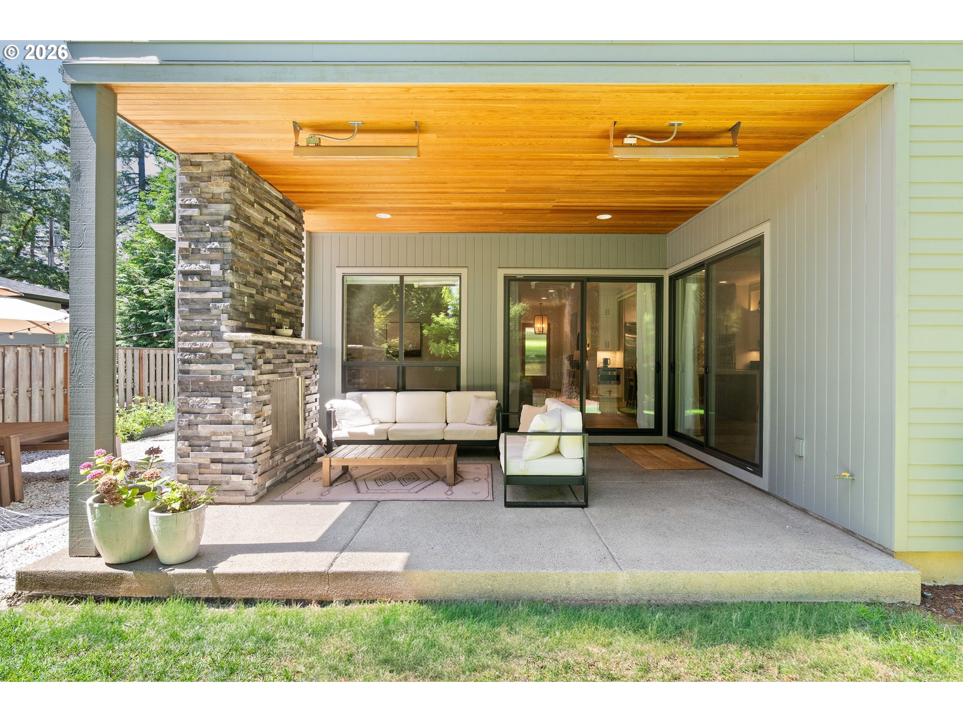 17484 Bryant Road Lake Oswego, OR 97035 - Photo 38 of 48 Gallery Image 38