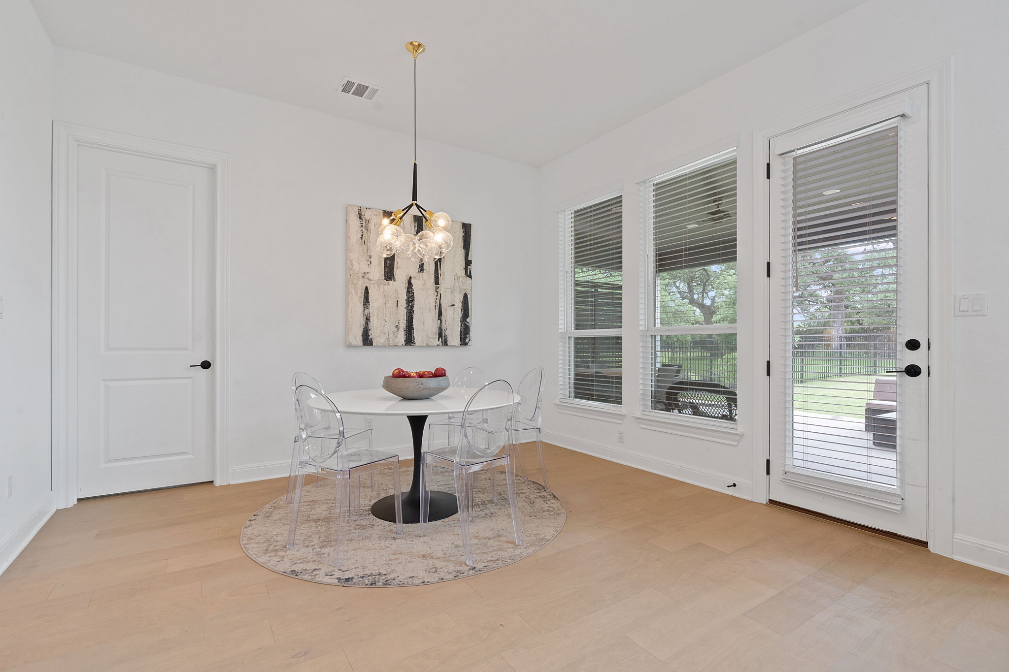 309 Pear Tree Lane Austin, TX 78737 - Photo 19 of 39 a room with window