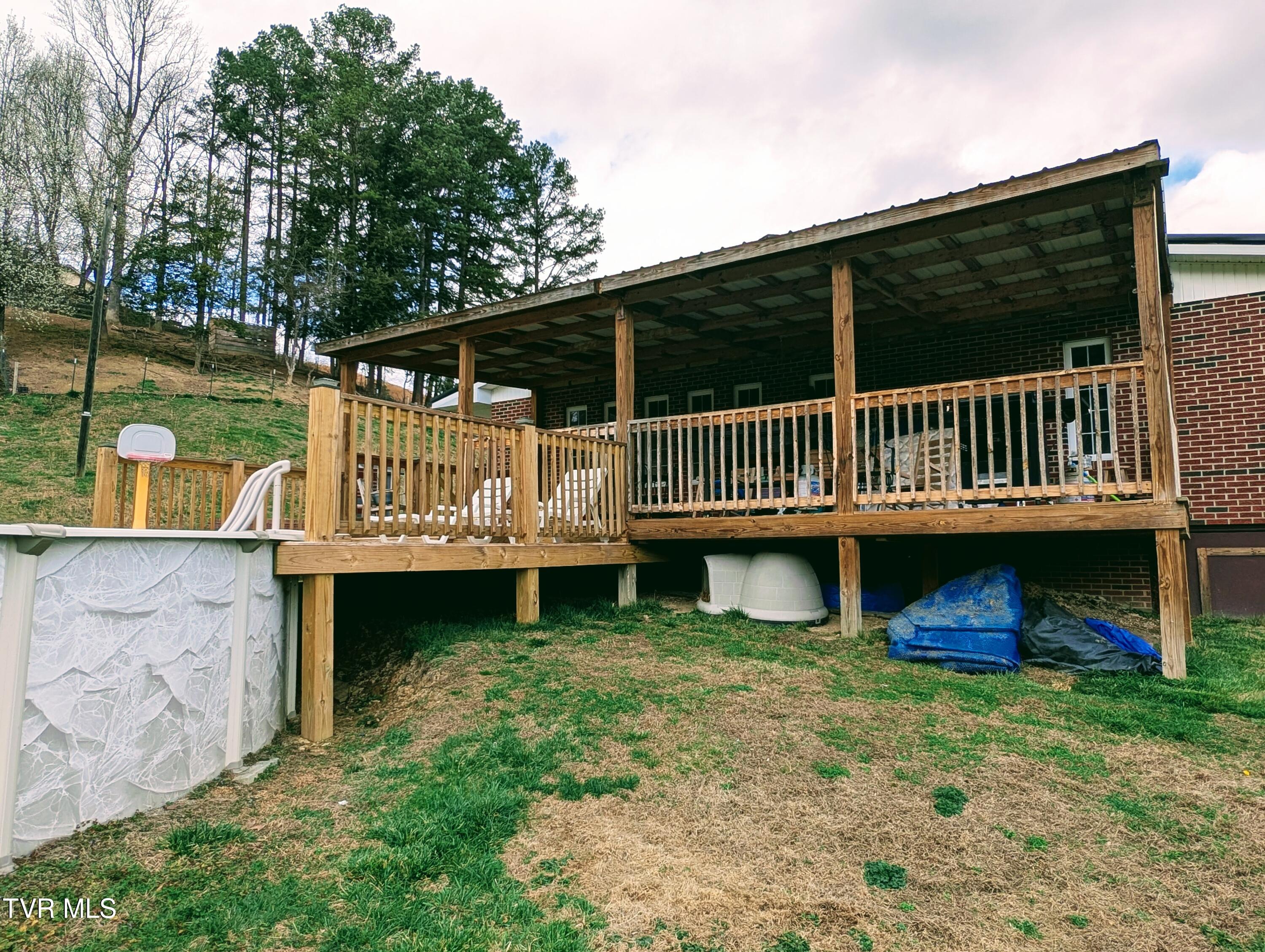 246 The New Road Clintwood, VA 24228 - Photo 16 of 62 1000019890