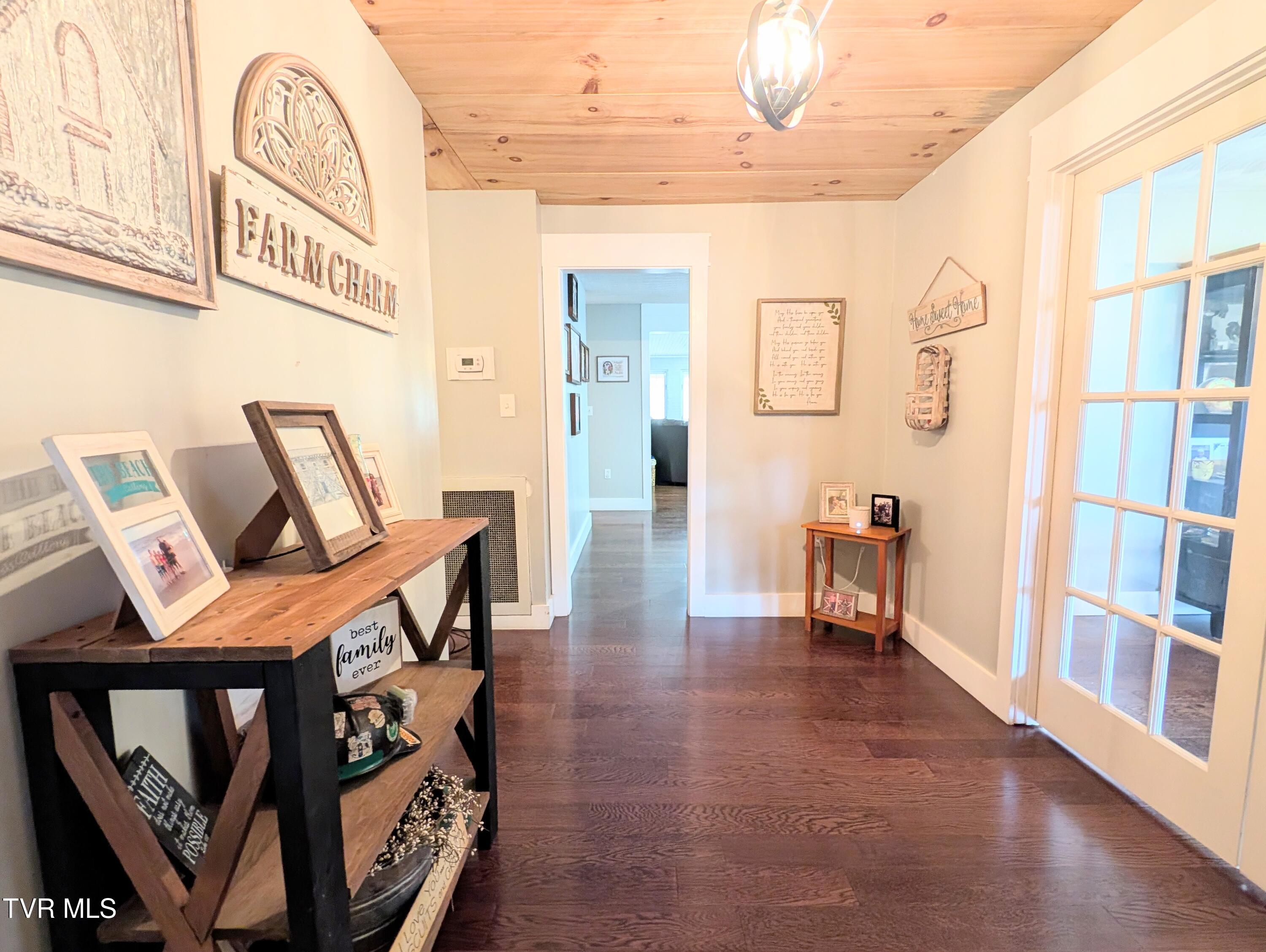 246 The New Road Clintwood, VA 24228 - Photo 26 of 62 1000019941