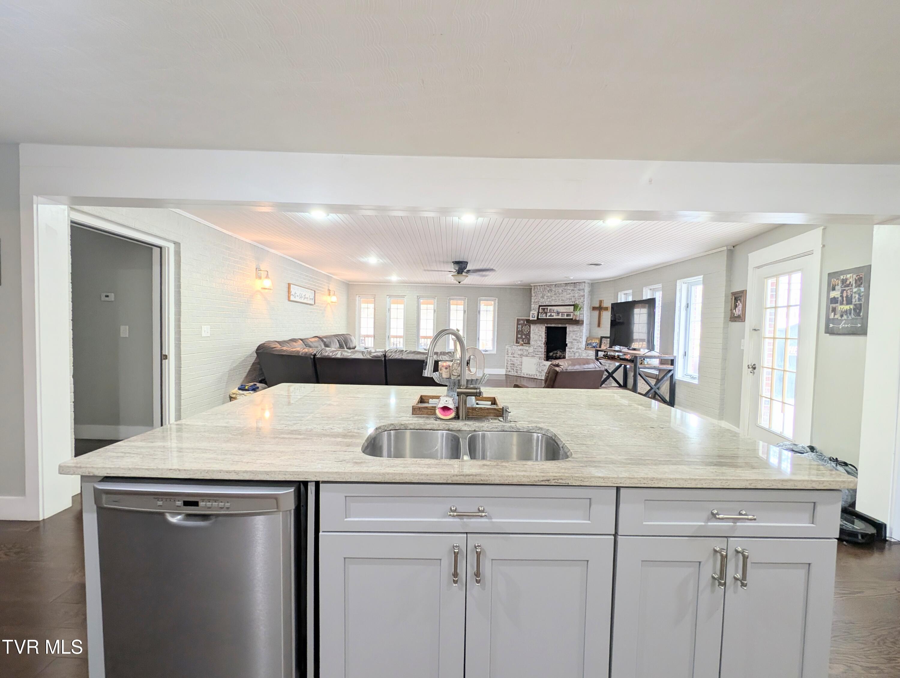 246 The New Road Clintwood, VA 24228 - Photo 36 of 62 1000019911