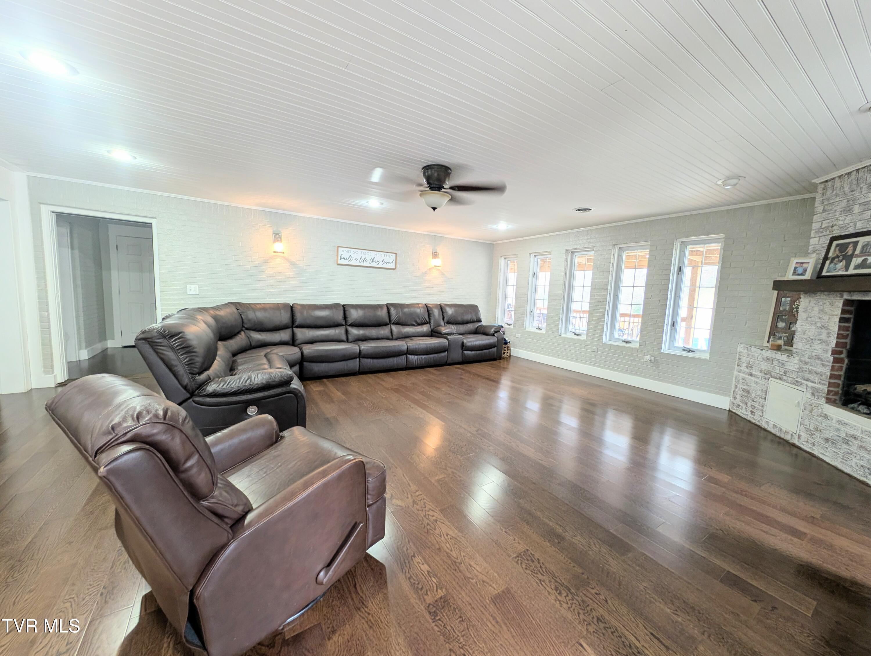 246 The New Road Clintwood, VA 24228 - Photo 38 of 62 1000019913