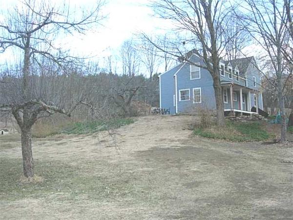 330 Market Hill Road Amherst, MA 01002 - Photo 6 of 18