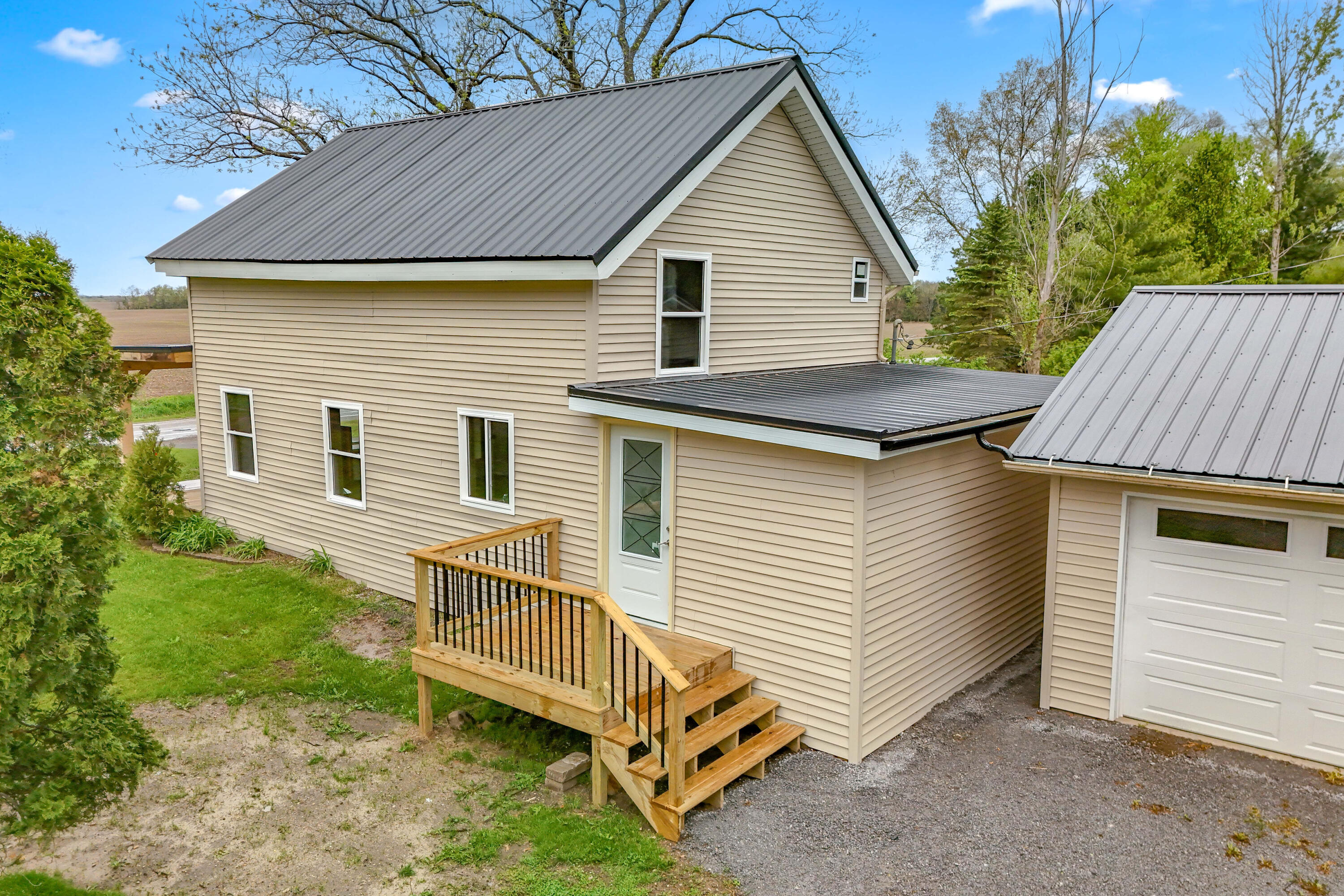 68505 Sweet Lake Road Sturgis, MI 49091 - Photo 5 of 63 21