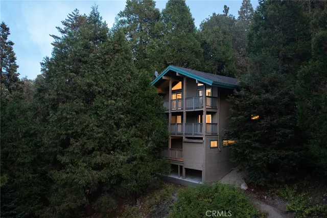 $350,000 | 881 Strawberry Peak Road, Twin Peaks, CA 92391