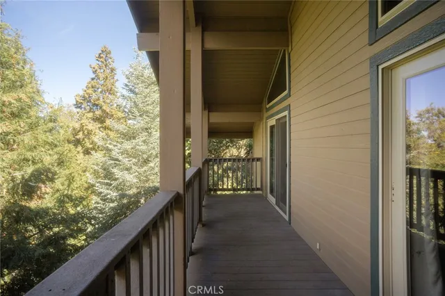 $350,000 | 881 Strawberry Peak Road, Twin Peaks, CA 92391