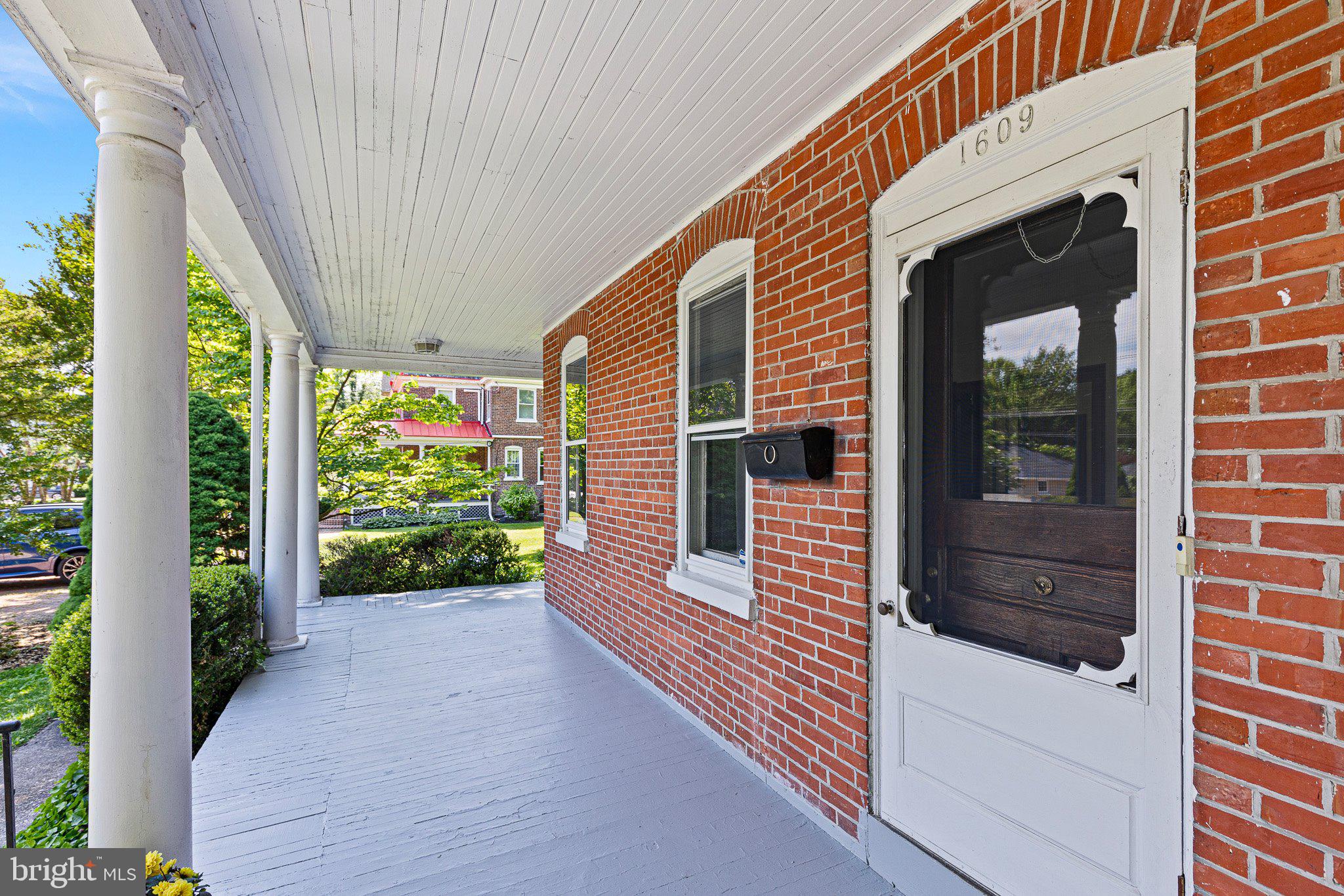 1609 Mt Salem Lane Wilmington, DE 19806 - Photo 4 of 34