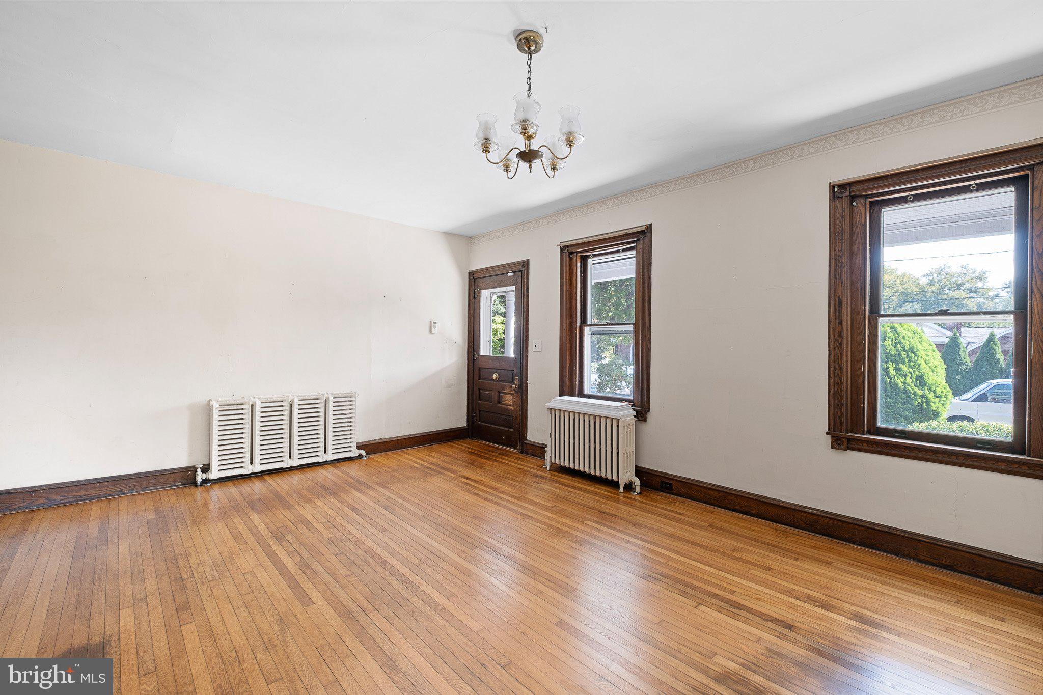 1609 Mt Salem Lane Wilmington, DE 19806 - Photo 6 of 34