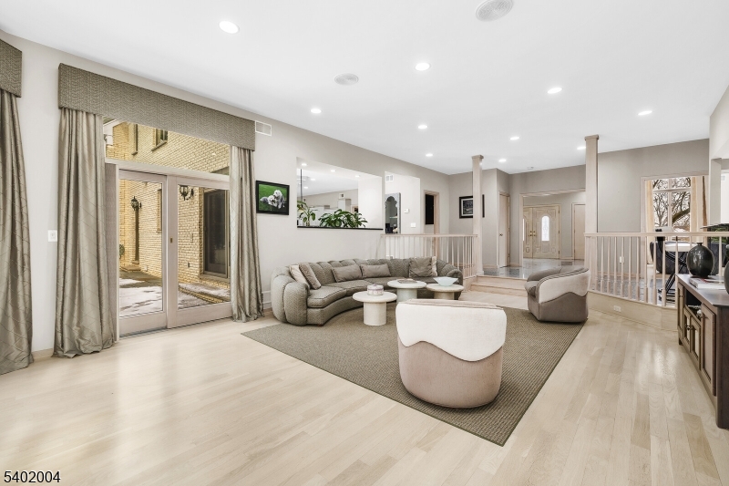 15 Quail Run Warren, NJ 07059 - Photo 13 of 49