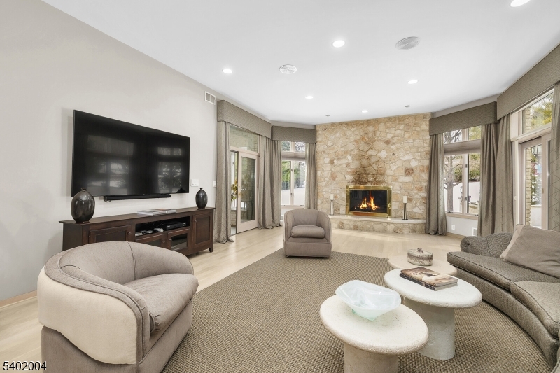 15 Quail Run Warren, NJ 07059 - Photo 14 of 49