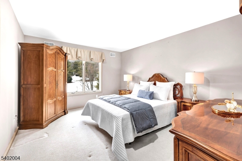 15 Quail Run Warren, NJ 07059 - Photo 30 of 49