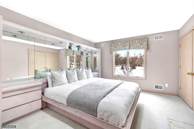 15 Quail Run Warren, NJ 07059 - Photo 33 of 49