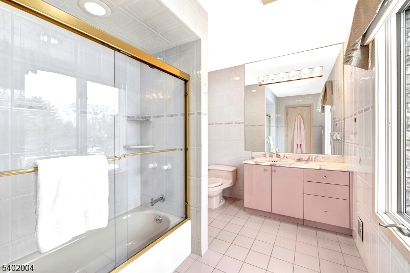 15 Quail Run Warren, NJ 07059 - Photo 35 of 49