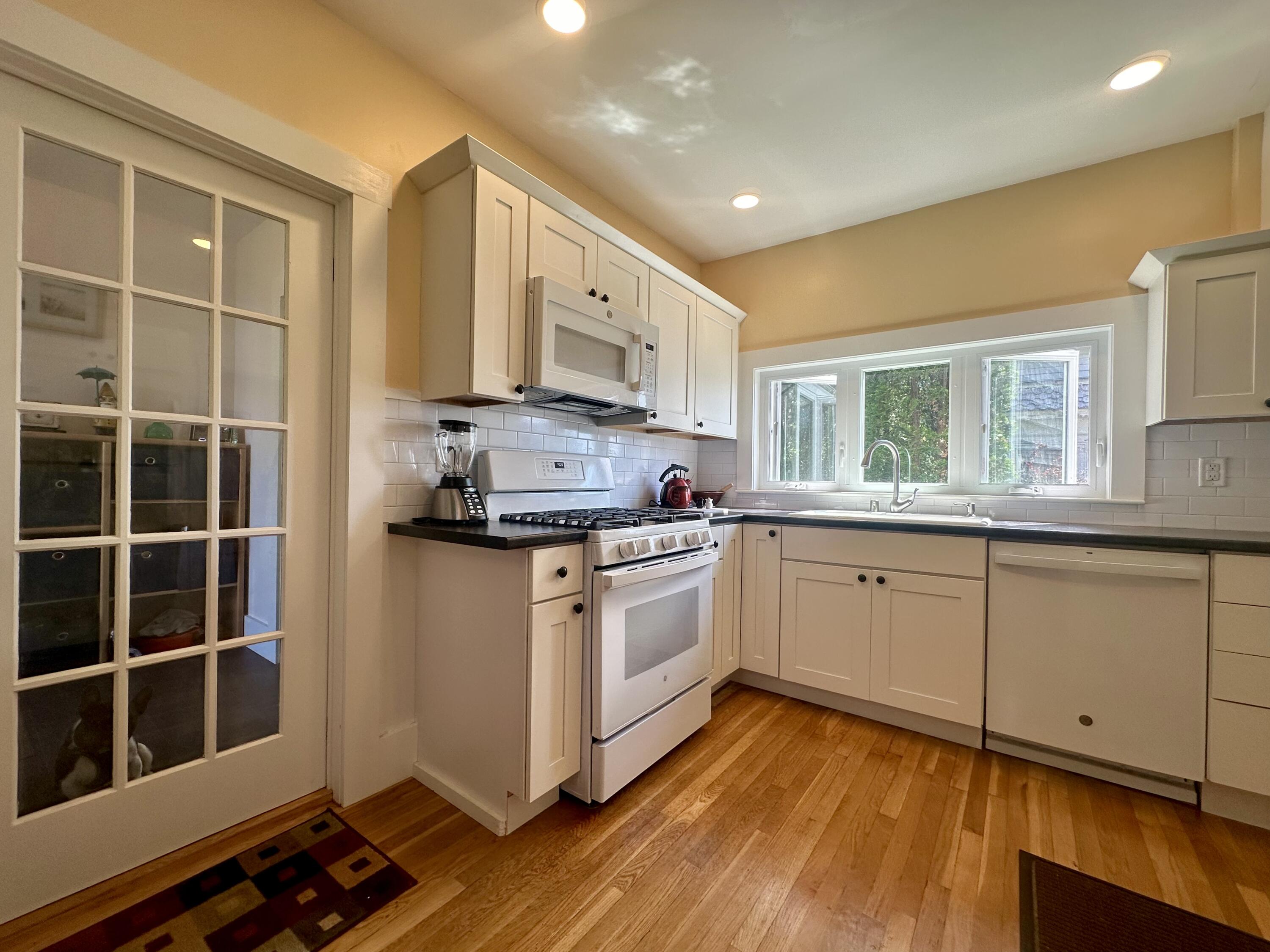 59 Washington Street Lubec, ME 04652 - Photo 27 of 69 IMG_4968