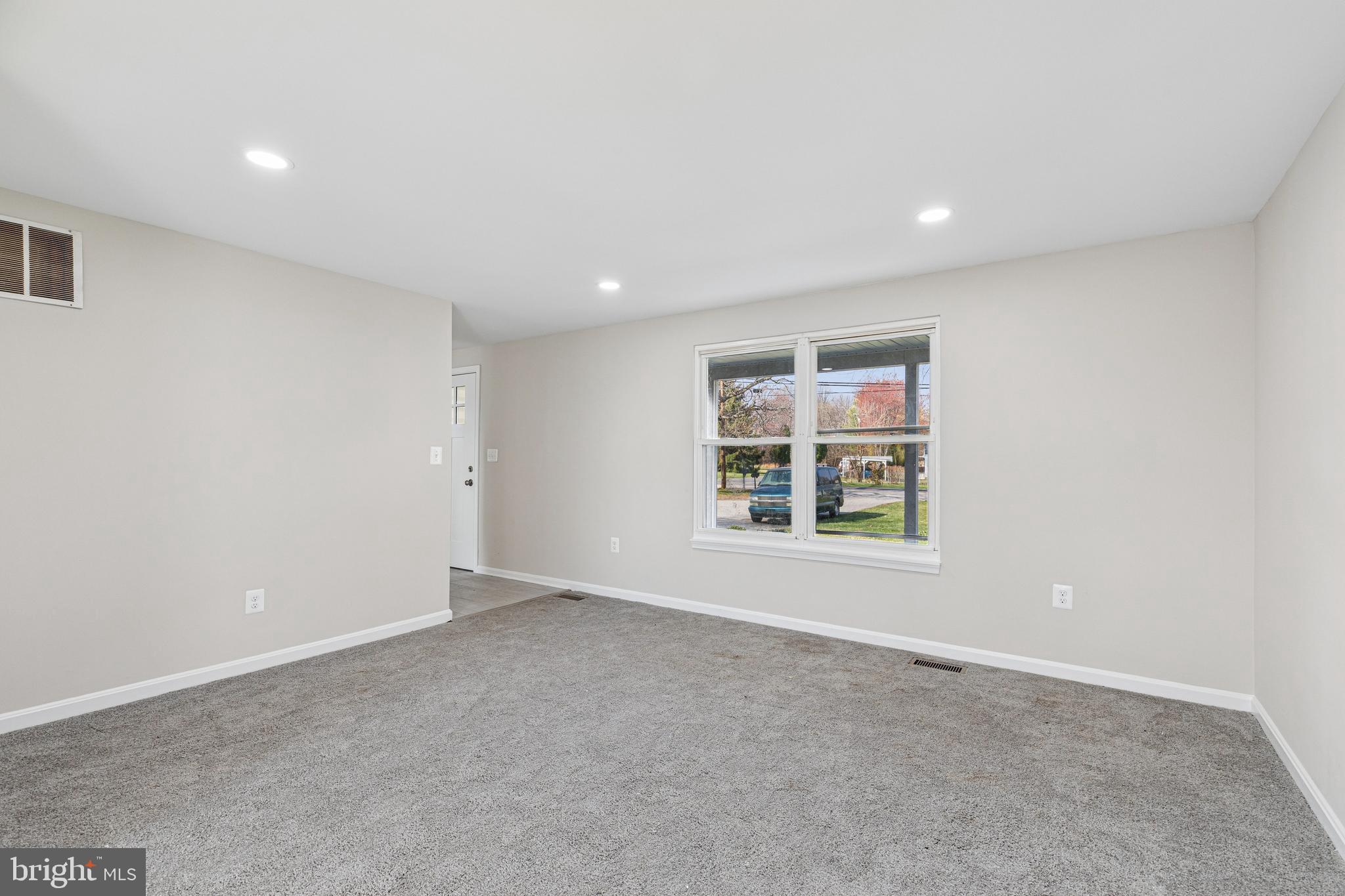 7451 Oakland Mills Road Columbia, MD 21046 - Photo 19 of 83