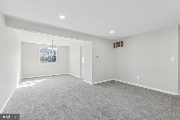 $625,900 | 7451 Oakland Mills Road, Columbia, MD 21046