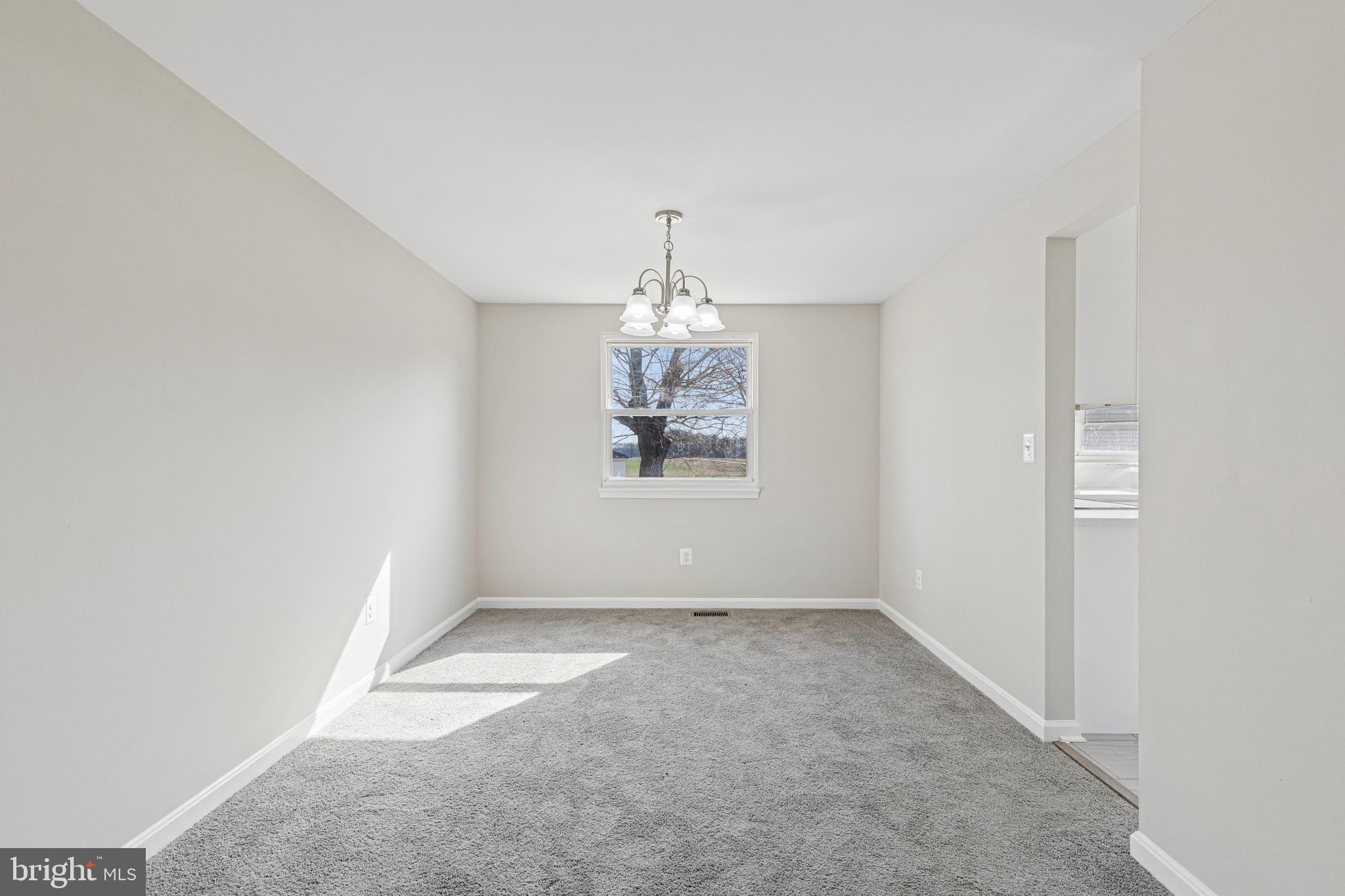 7451 Oakland Mills Road Columbia, MD 21046 - Photo 23 of 83